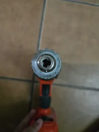 Taladro a batería Black+Decker