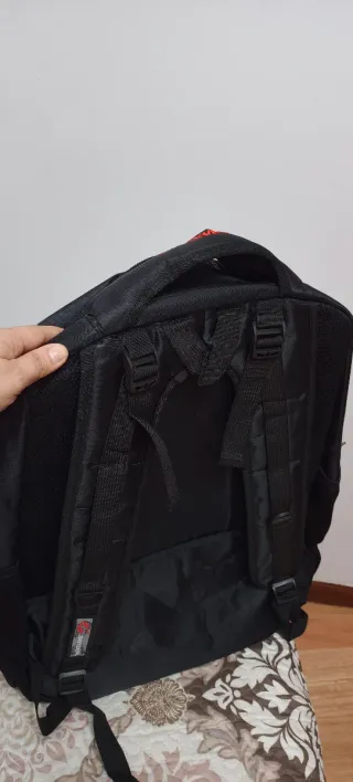 Mochila negra con logo G Mochila tamaño XXXL