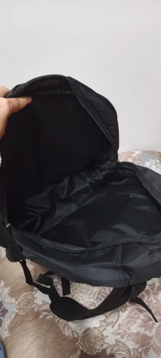 Mochila negra con logo G Mochila tamaño XXXL