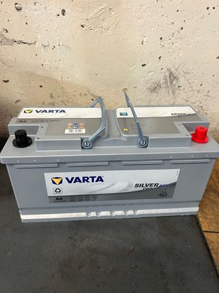 Batería Varta Silver AGM 105Ah 950A