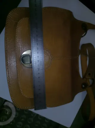 Bolso mujer de cuero amarillo