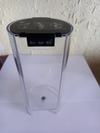 Depósito de agua Nespresso