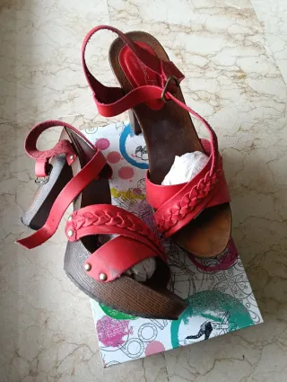 Sandalias tacón plataforma coral Carolina Boix