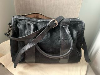 Bolso Piel y Pelo Negro Bandolera