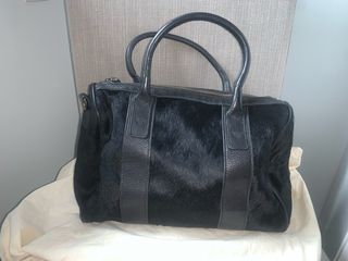 Bolso Piel y Pelo Negro Bandolera