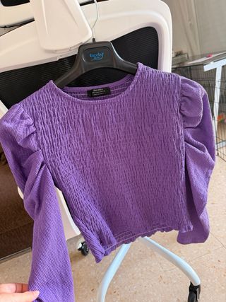Camiseta Bershka Morada Manga Larga Talla S