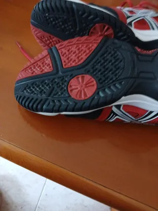 Zapatillas Asics Gel Rojas y Blancas