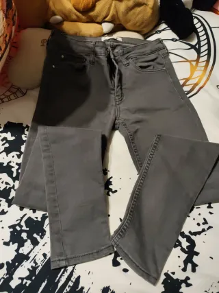 Pantalón vaquero mujer gris