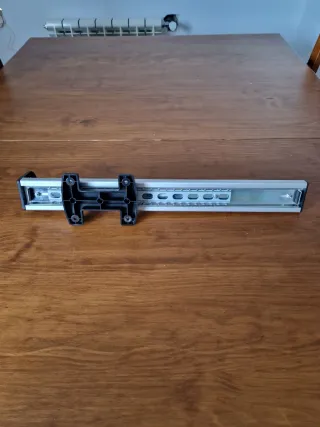 Colgador extraíble para 25 corbatas