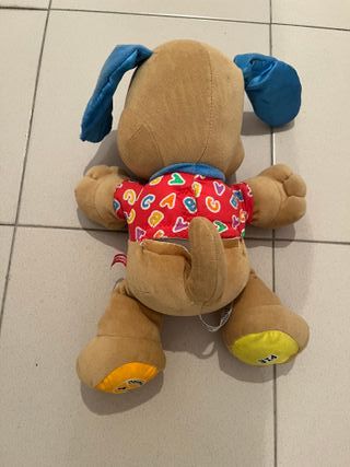 Peluche interactivo Fisher Price