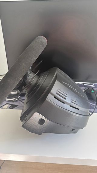 Volante Thrustmaster T300 RS Alcántara+ Pedales