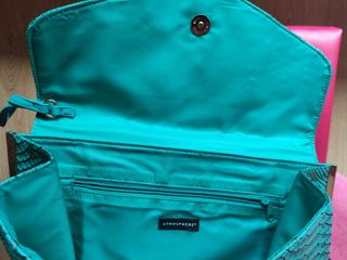 Bolso Clutch cuero que imita piel serpiente nuevo