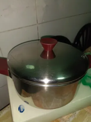 Pentola Calderoni Rossa e Argento Di dm24 h 11 cm