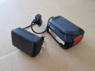 Batería y cargador Bosch 18V 2.5Ah