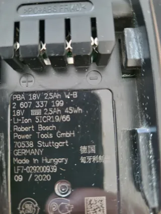 Batería y cargador Bosch 18V 2.5Ah