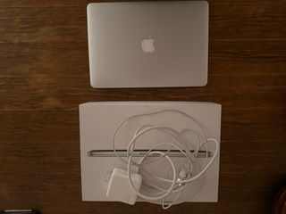 MacBook Pro 13” Plata