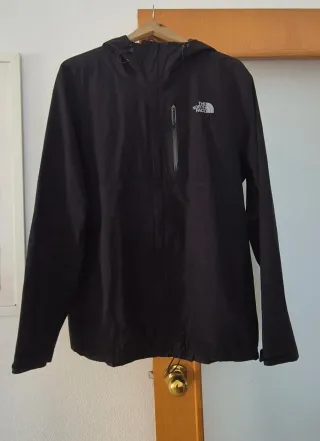 Chaqueta The North Face Negra Impermeable