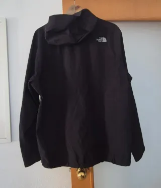 Chaqueta The North Face Negra Impermeable