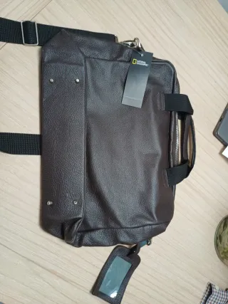 Bolsa piel National Geographic porta documentos