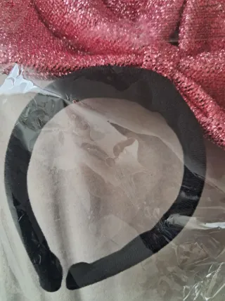 NUEVA. Diadema lazo rosa