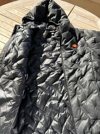 Chaqueta Ellesse negra