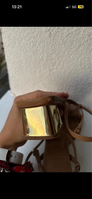 Sandalias Zara tacón dorado talla 38