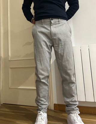 Pantalón gris de Zara - Talla 38