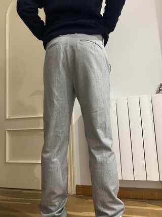 Pantalón gris de Zara - Talla 38