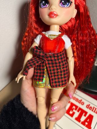 Rainbow High Junior Ruby Anderson