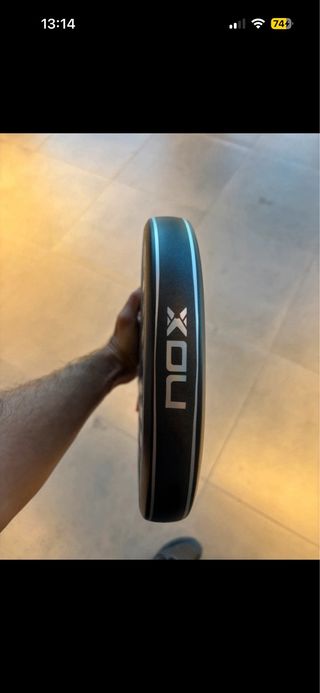 Pala Padel NOX AT2 Edición Limitada 18k