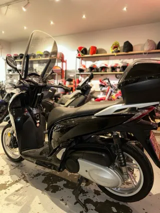 Honda SH 300 2015