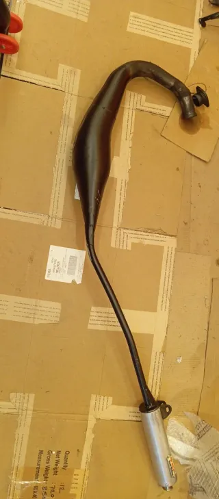 Escape Tavi Aprilia AF1 Futura