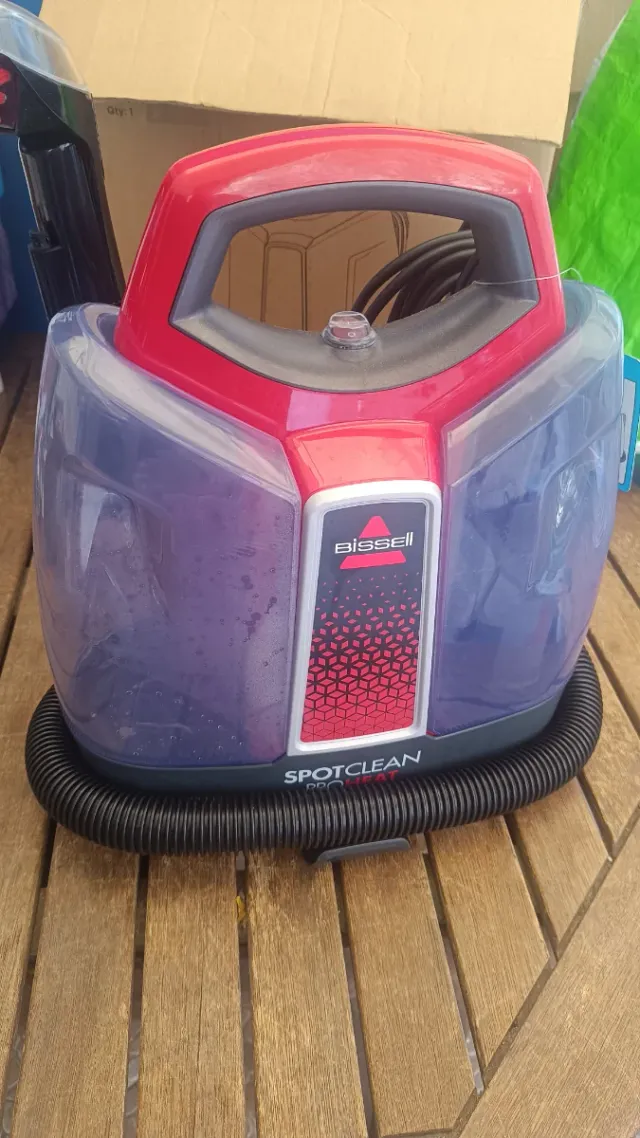 BISSELL SpotClean ProHeat con 1L de producto