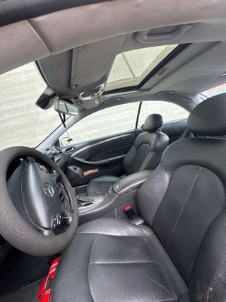 Mercedes-Benz  CLK 2004