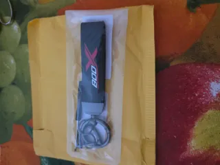 Llavero moto logo Kove  y kove 800x