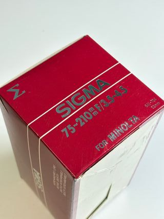 Objetivo Sigma 75-210mm f/3.5-4.5