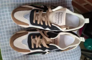 Zapatillas Champion Beige y Marrón