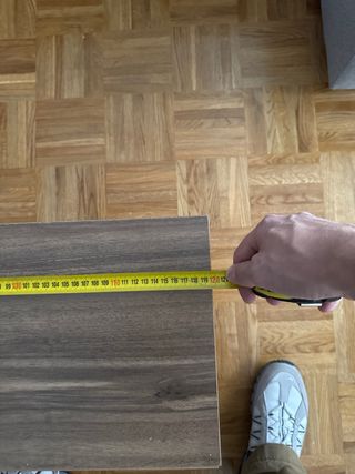 Mueble TV madera y blanco con cajón