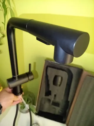 Grifo de cocina negro extraíble