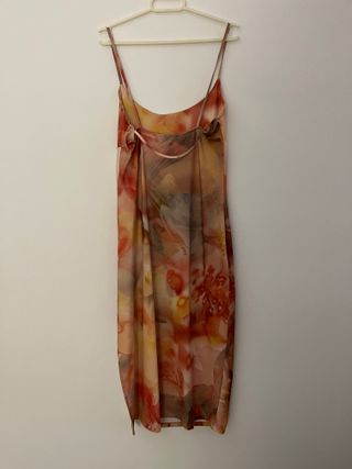 Vestido tirantes estampado Bershka Talla M