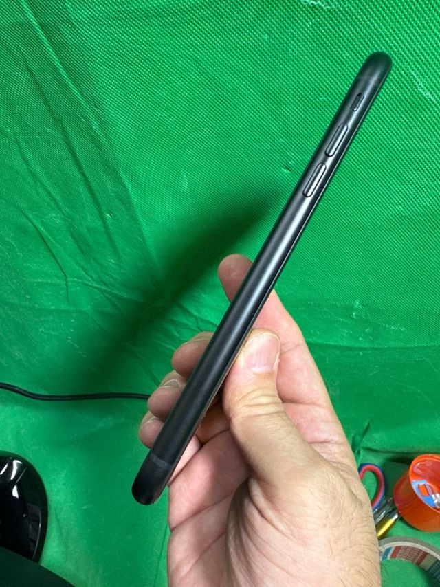 iPhone XR 64GB, leed anuncio!! Bat 83% No face ID