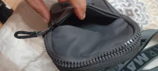 Bolso bandolera Nike Air Max gris