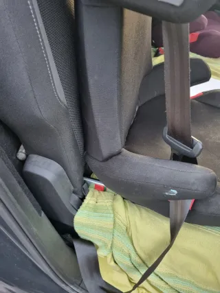 Silla de coche Cybex (Tengo 2 negra y rosa)