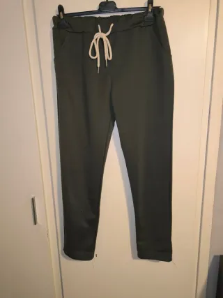 Pantalón chándal verde