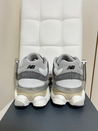 New Balance 9060 Sneakers Grigio Bianco