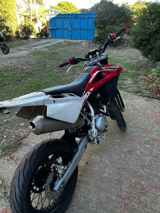 Husqvarna SMR 125 Supermotard