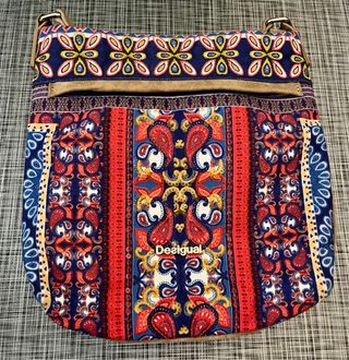Bolso bandolera Desigual estampado
