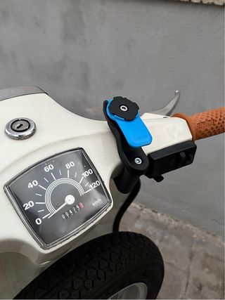 Soporte Móvil Vespa Primavera