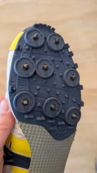 Zapatillas Clavos Mizuno Talla 42