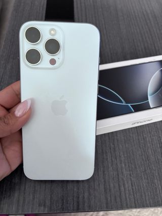 iPhone 16 Pro Max 1TB Plata